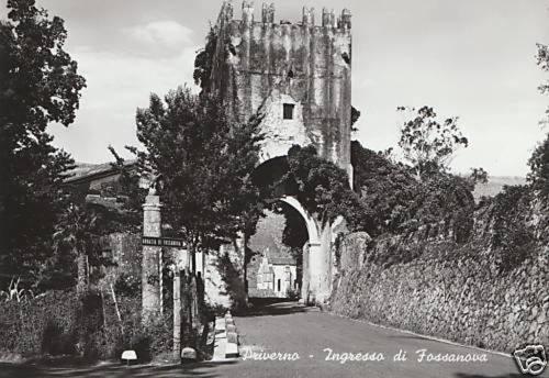 Alloggio La Torre Fossanova Priverno Bagian luar foto